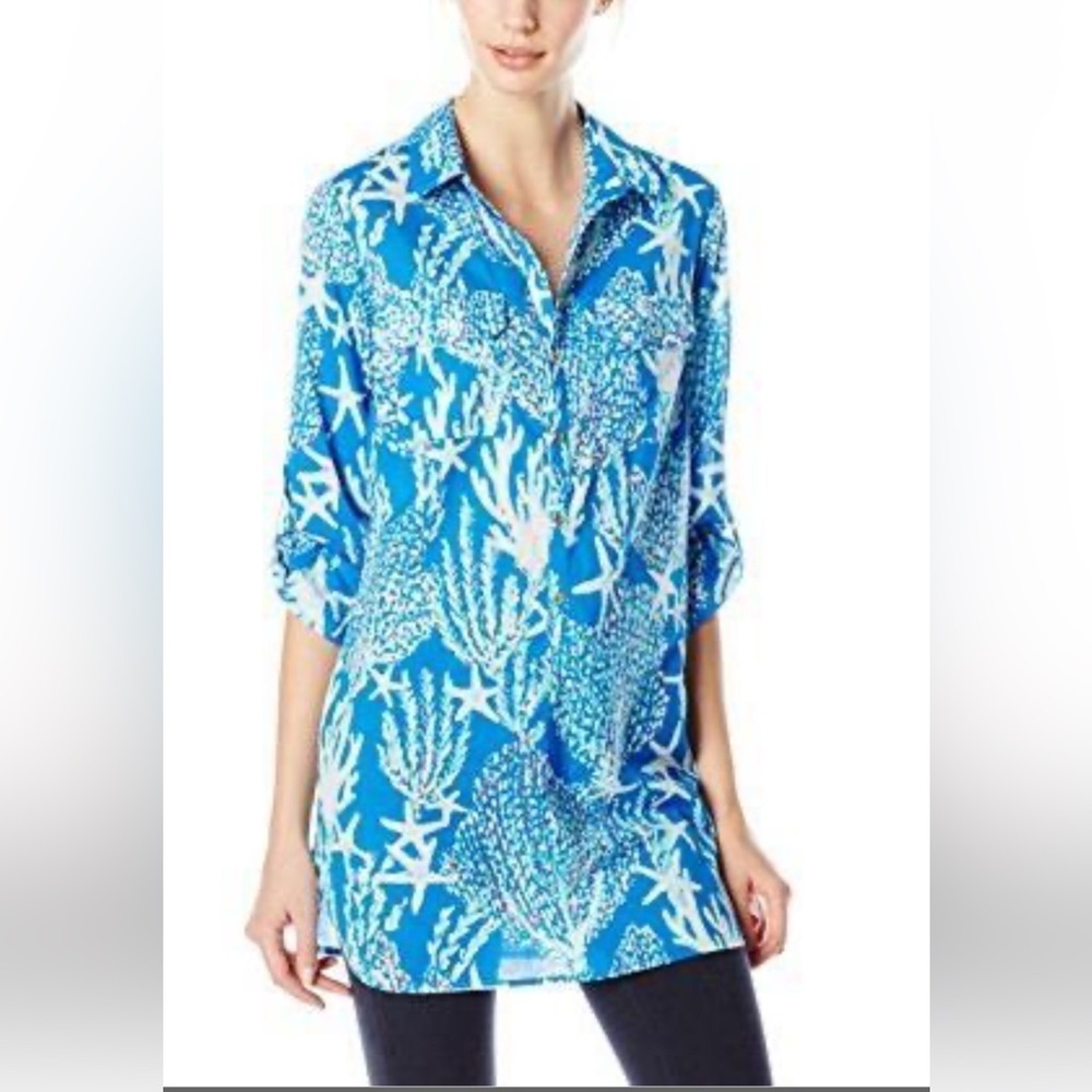 Lilly Pulitzer Blue and White Patterned Top